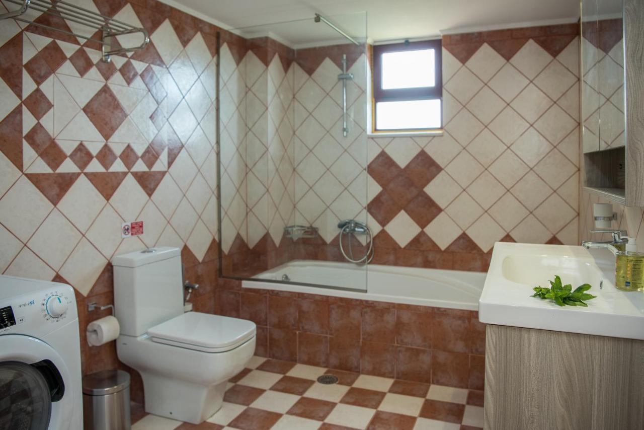 Akrotiri Sea View Suites Ngoại thất bức ảnh
