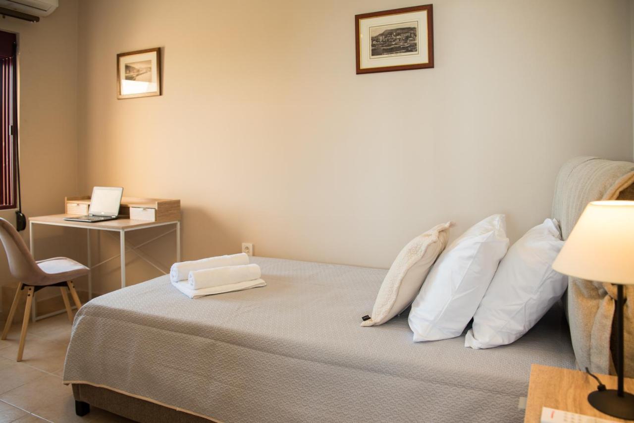 Akrotiri Sea View Suites Ngoại thất bức ảnh