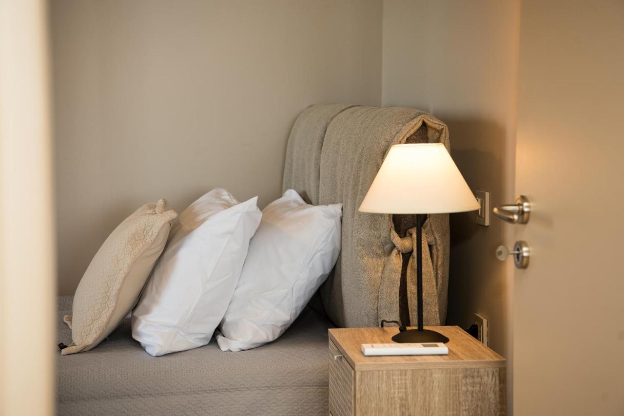 Akrotiri Sea View Suites Ngoại thất bức ảnh